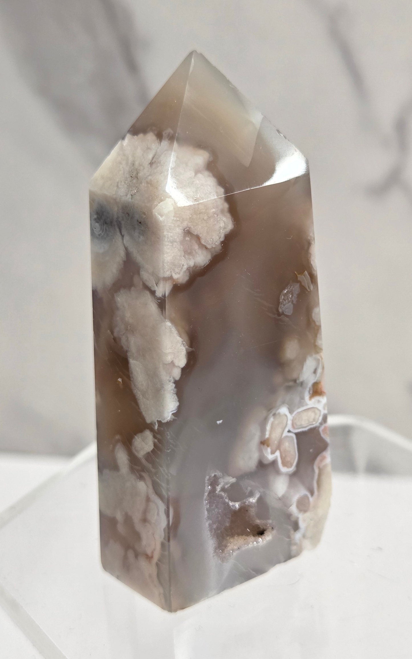 Flower Agate tower