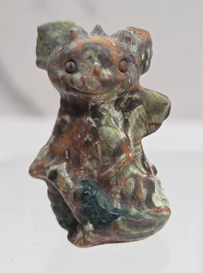 Cute standing dragon carving (S)