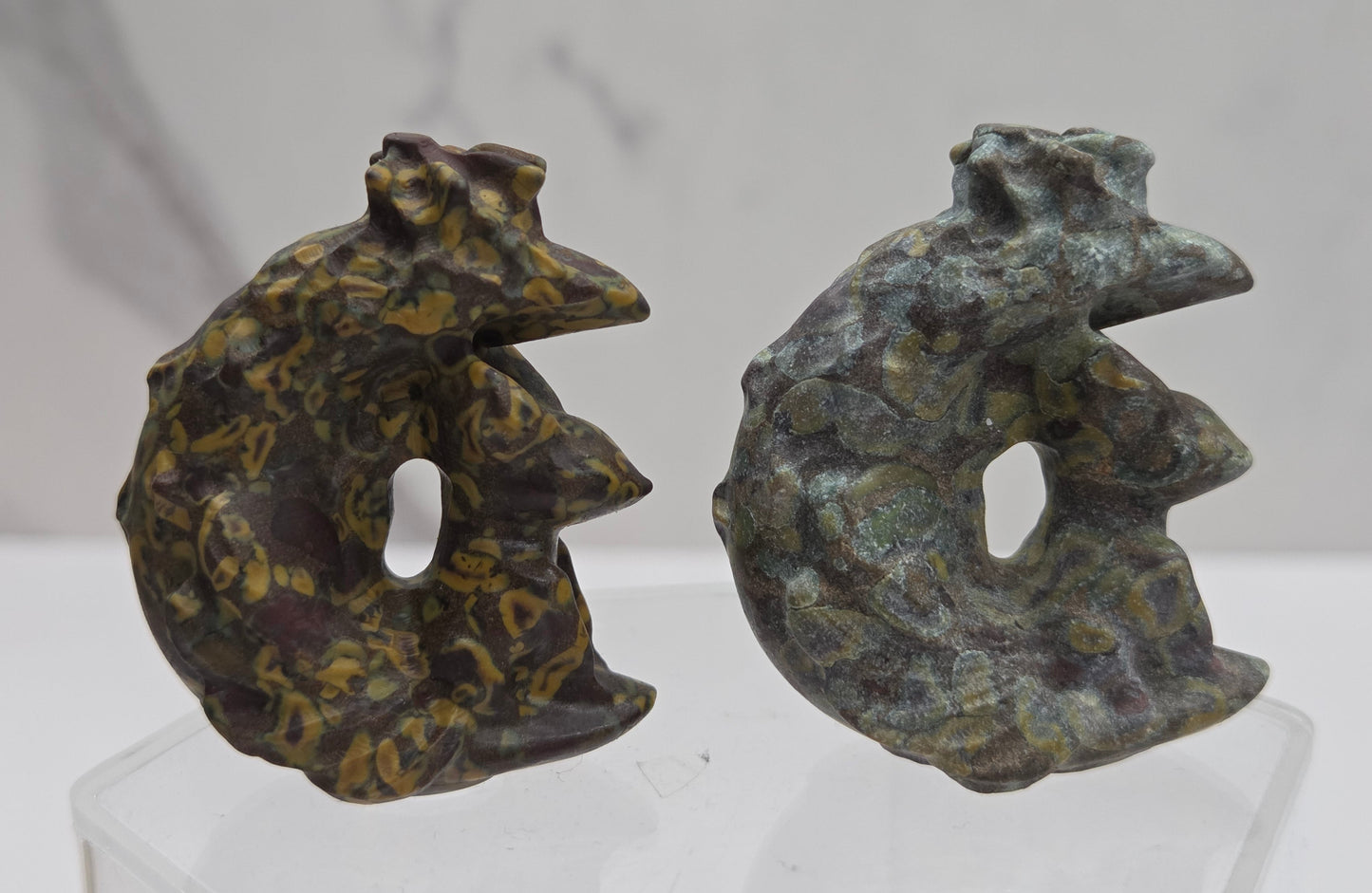 9 tail fox carving on moon