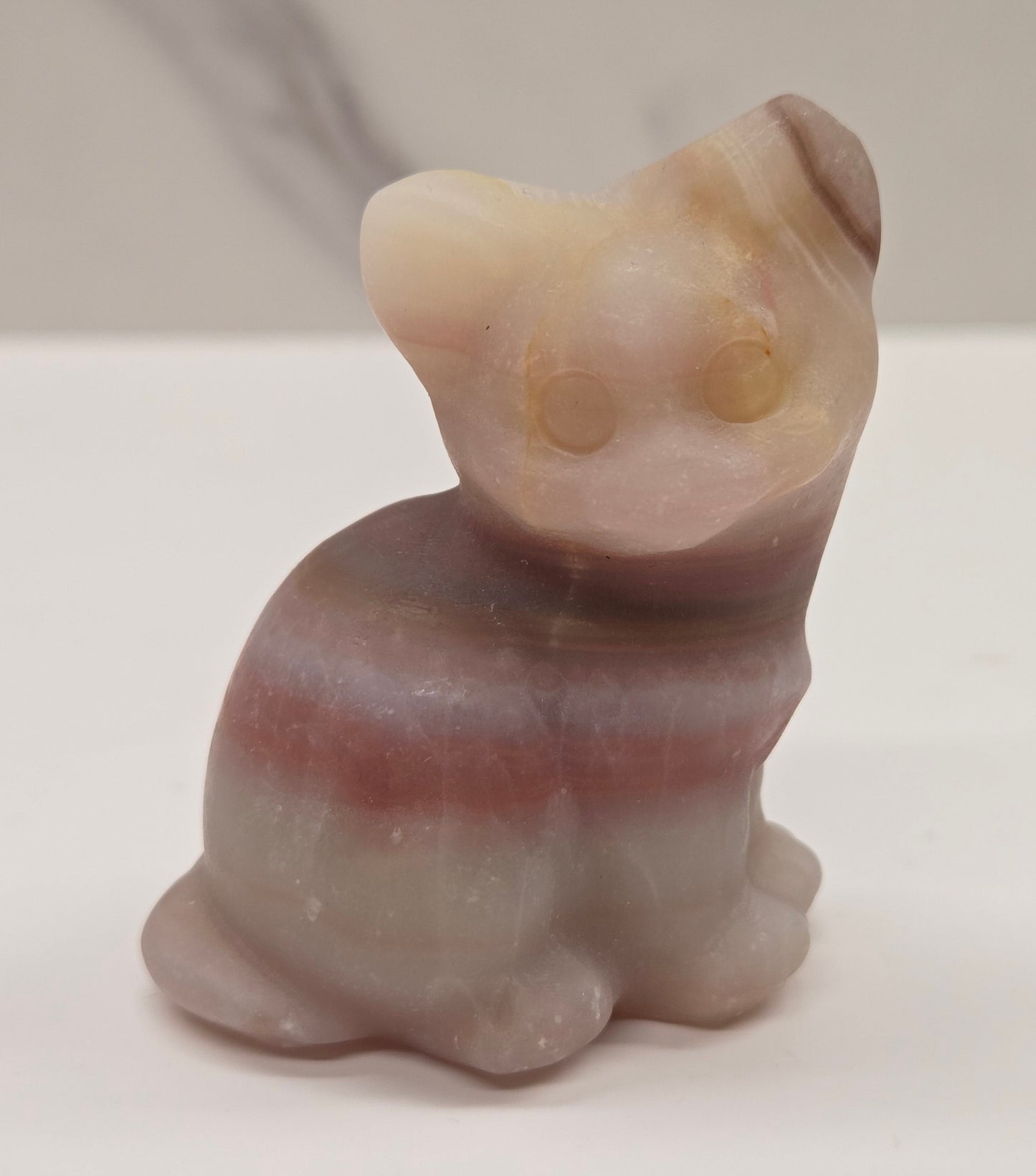 Cat/kitty carvings - side sitting (L)