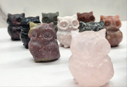 Fancy owl carving (small)