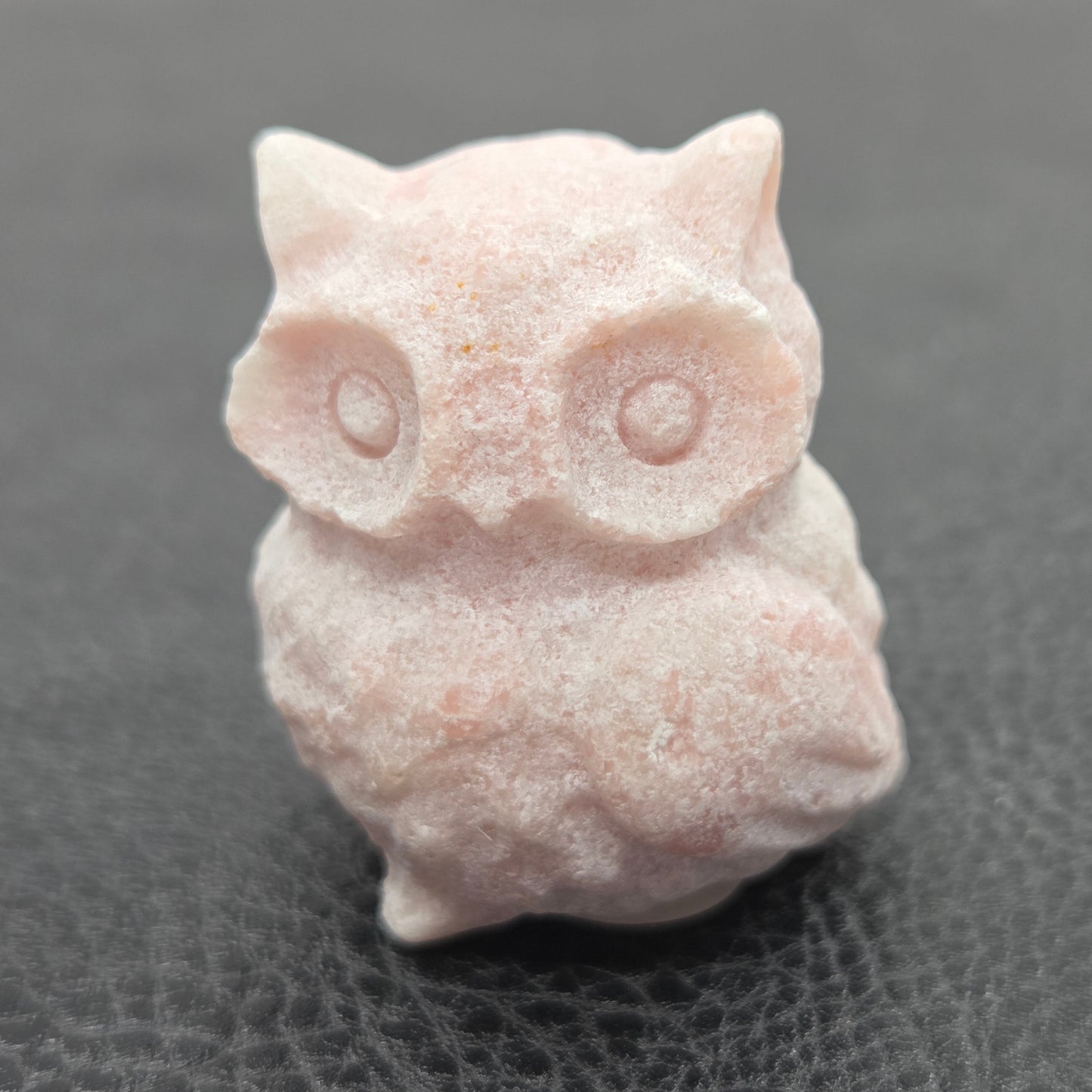 Fancy owl carving (small)