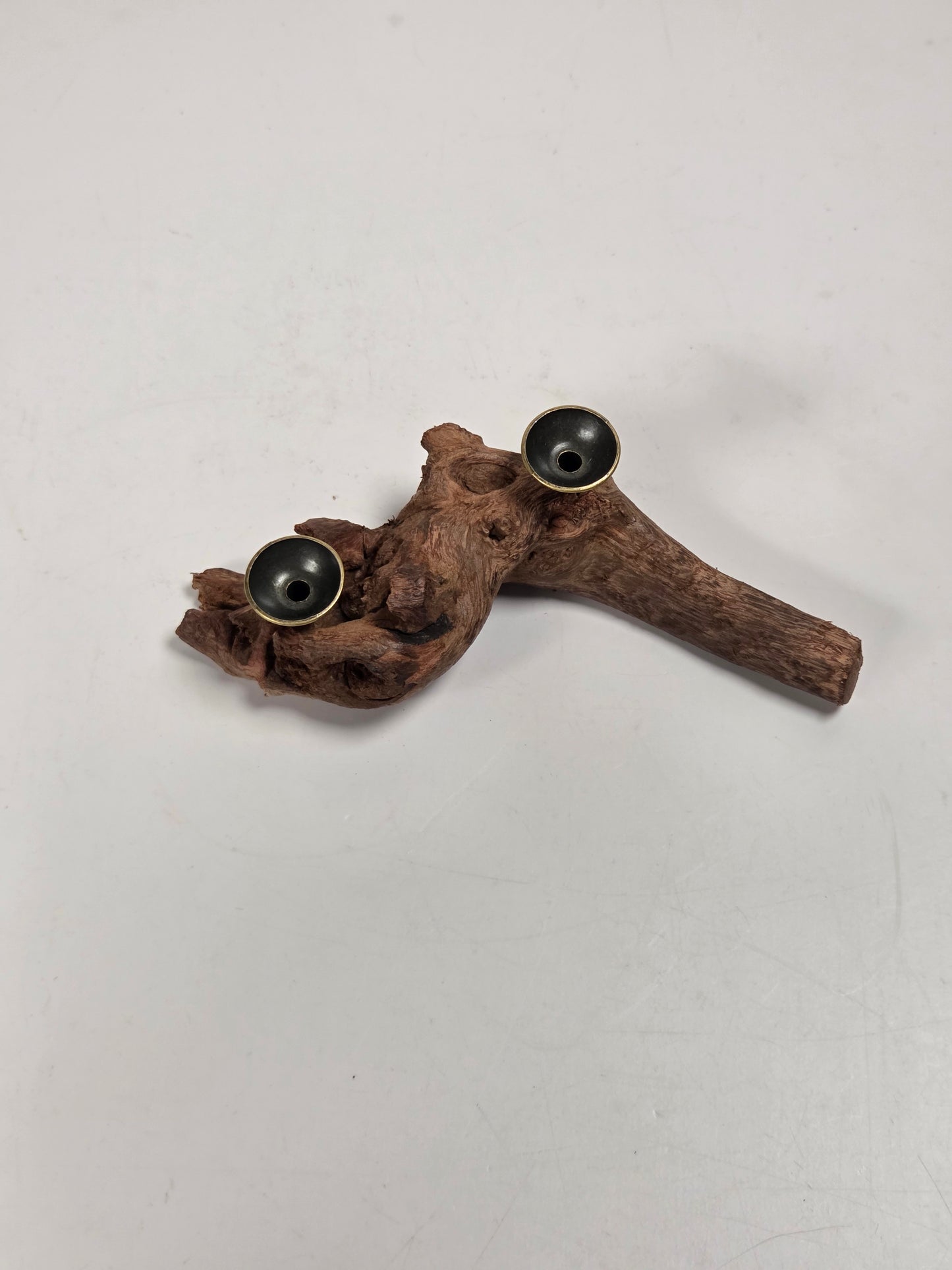 Driftwood sphere holder