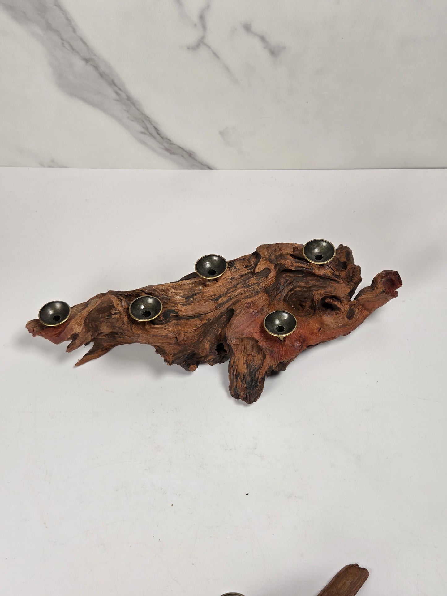 Driftwood sphere holder